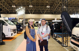 芳美リン×岩田一成対談「ジャパンキャンピングカーショー2021」