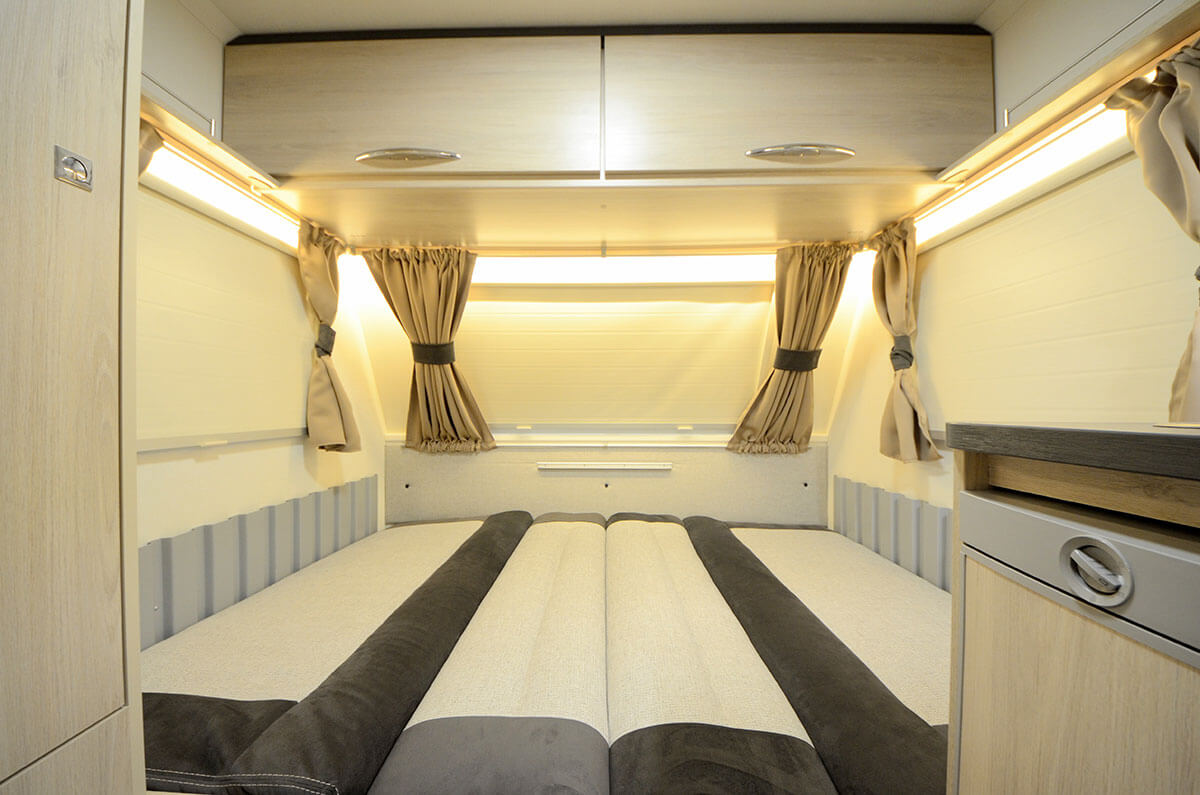 アルバ350のベッドスペース