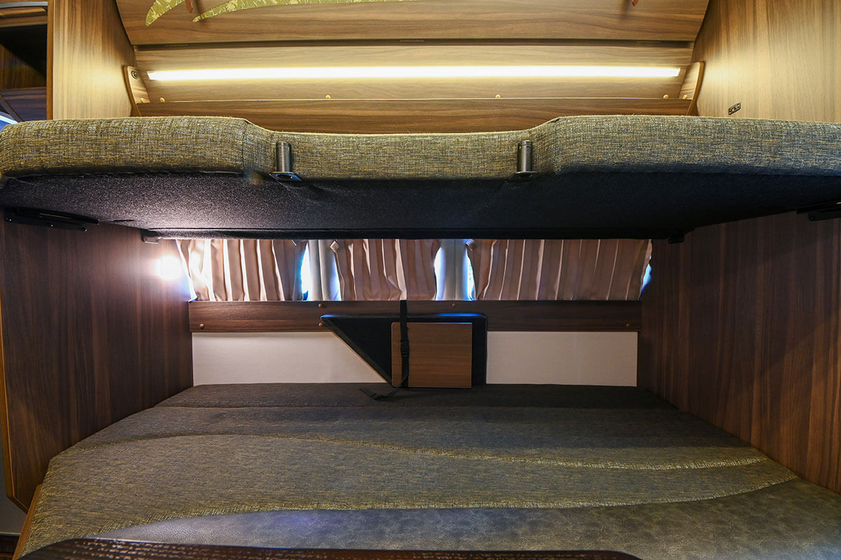 カントリークラブの2段ベッド