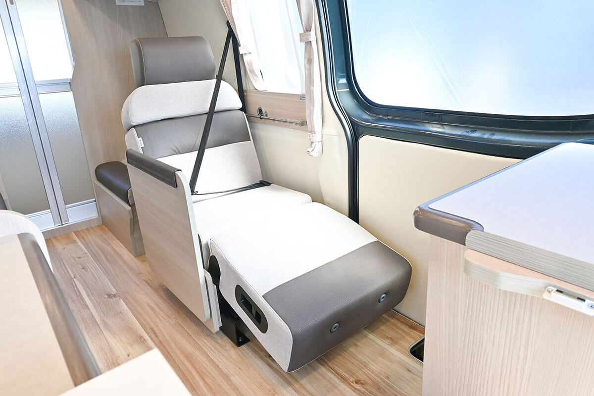 ブリランテのセカンドシート