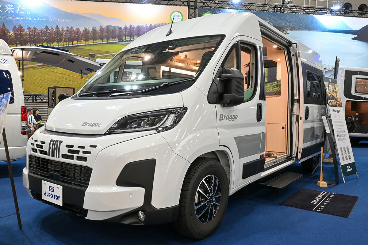 トイファクトリー新型「Brugge」登場！デュカトベース採用で家族旅行に最適な快適キャンピングカー