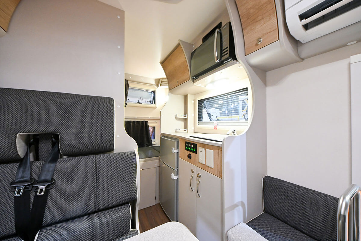 Joly Bee（ジョリビー）のタイプWのキッチン