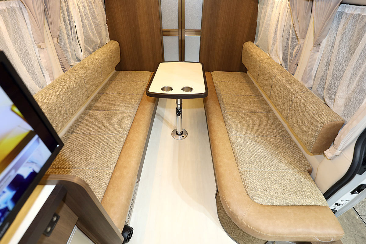 レクビィ・プラスSLのリビング