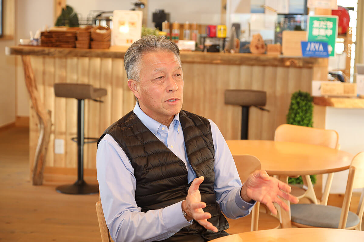 三島ダイハツ内村　靖代表