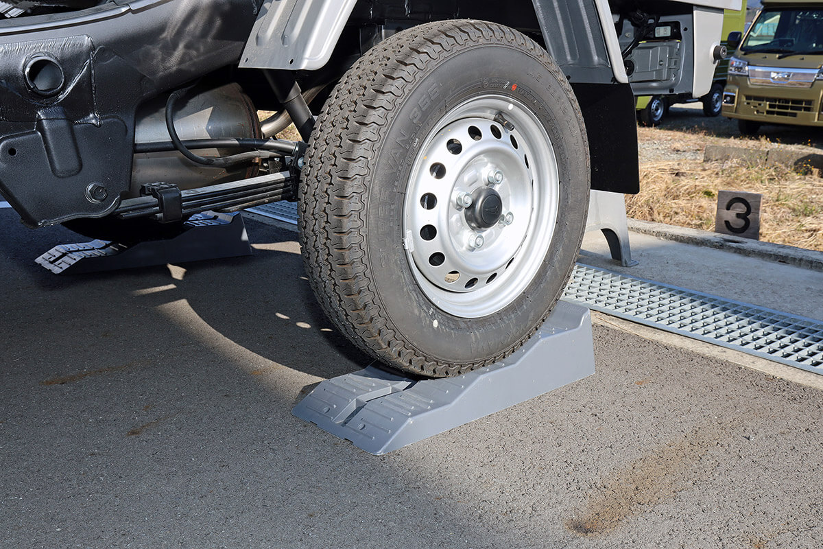 RVパークふじすそののレベラー