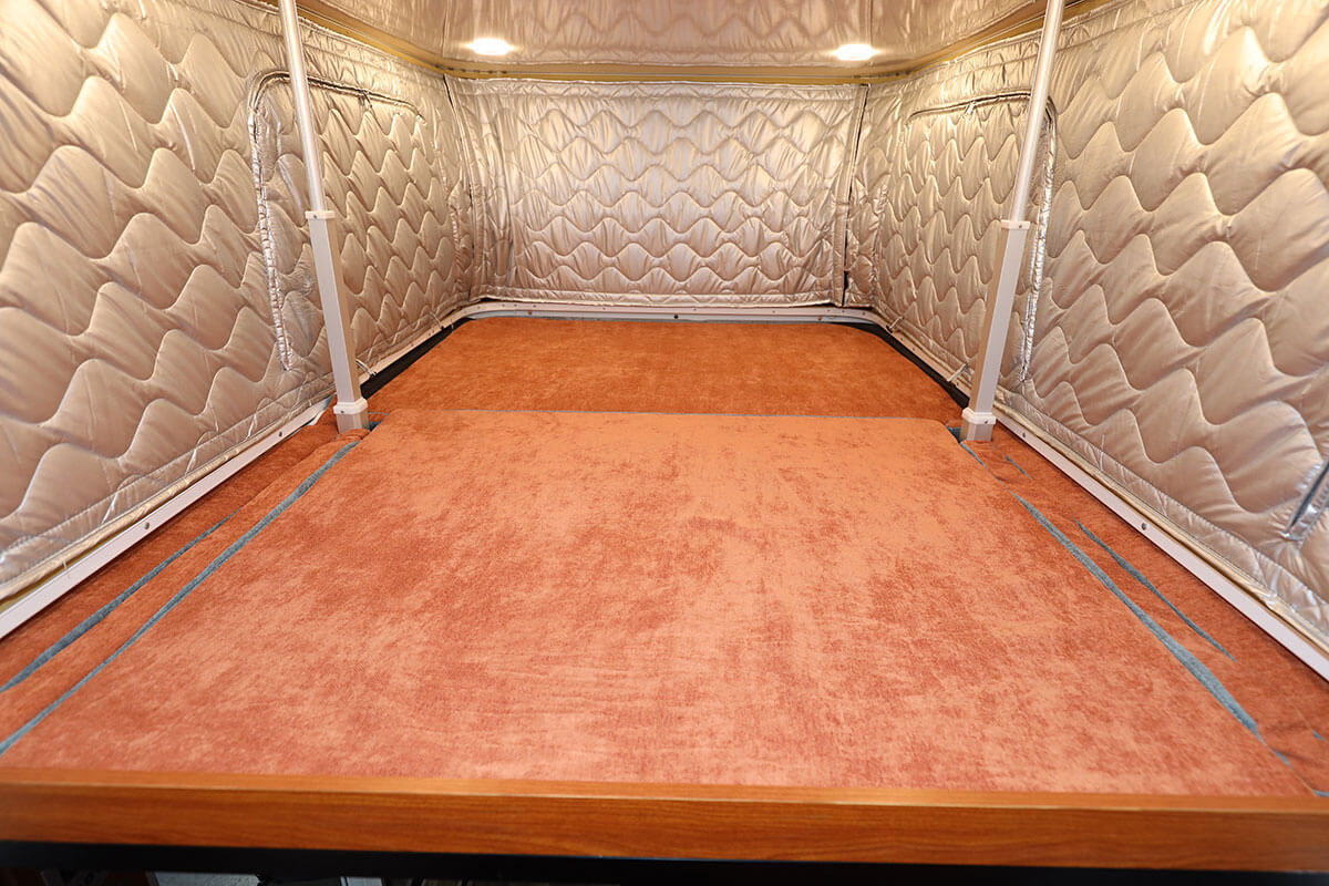 ミニポップフライヤーのバンクベッド