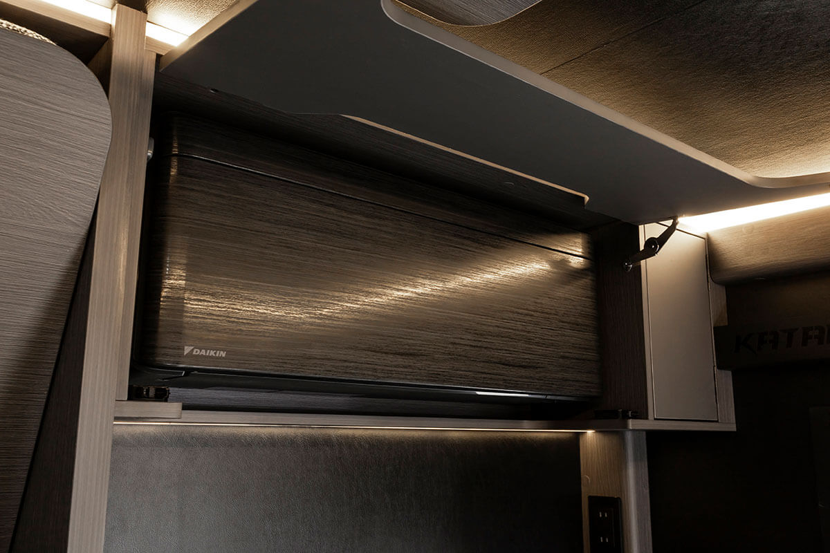 DN-75のエアコン