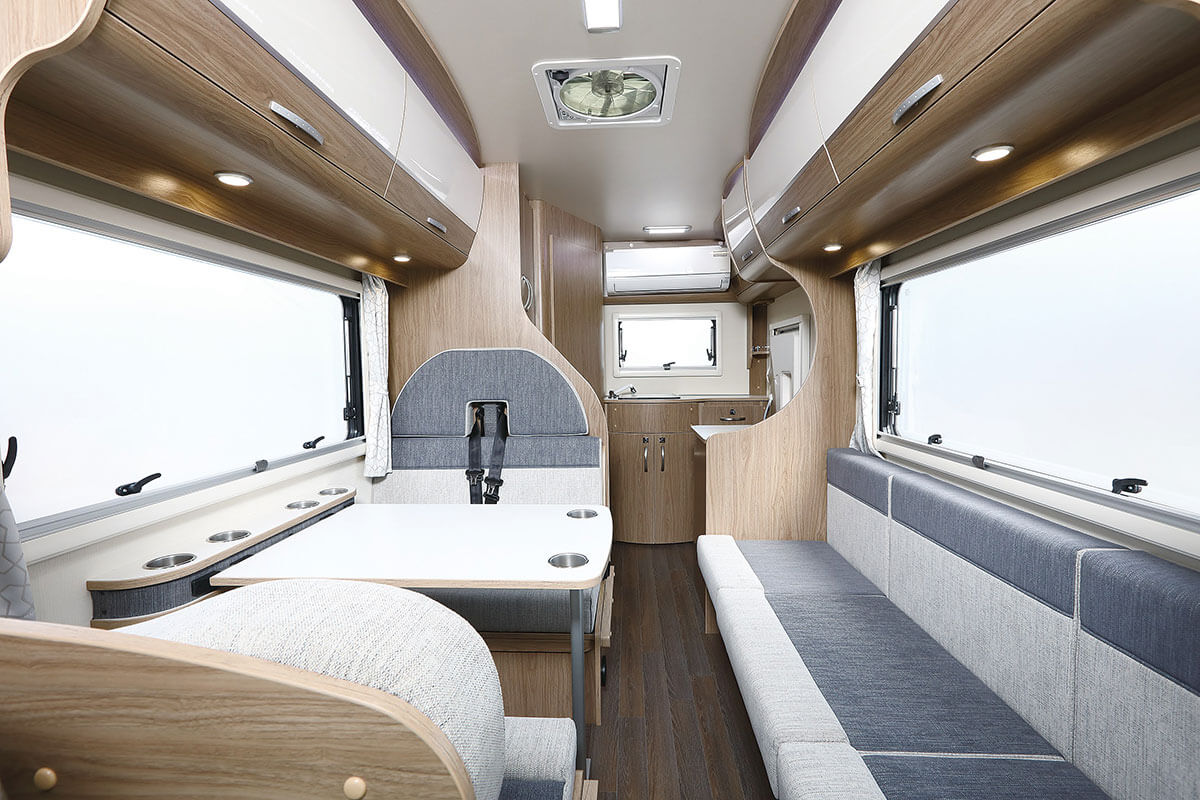 ヴォーン（WOHN）のリビング