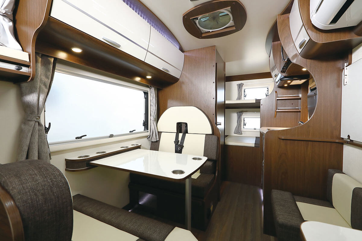 ヴォーン エクスクルーシブ(WOHN EXCLUSIVE)R2B