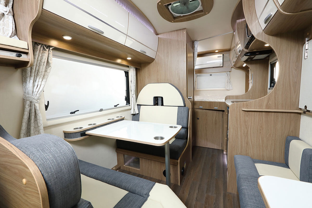 ヴォーン エクスクルーシブ(WOHN EXCLUSIVE)RWB