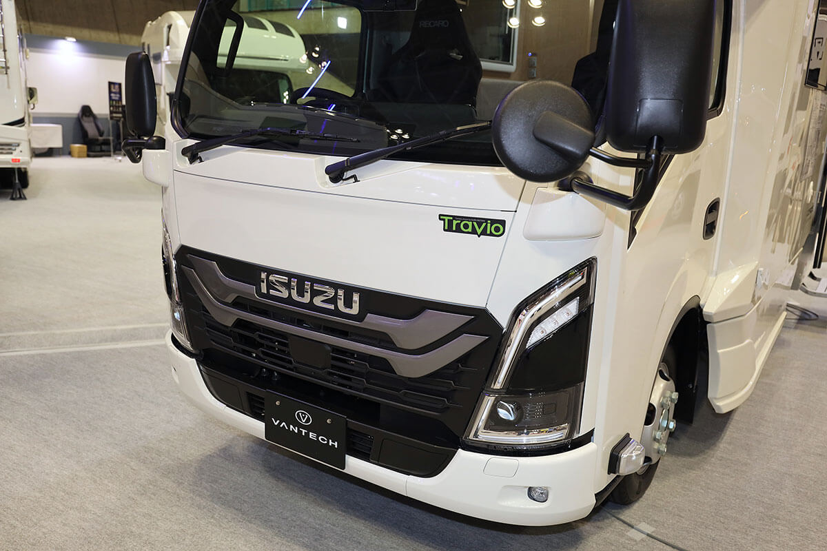 いすゞ・トラヴィオベース