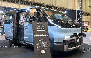 Kia PV5ベースのEVキャンピングカーが提案する、新しい旅の形と電動モビリティの可能性