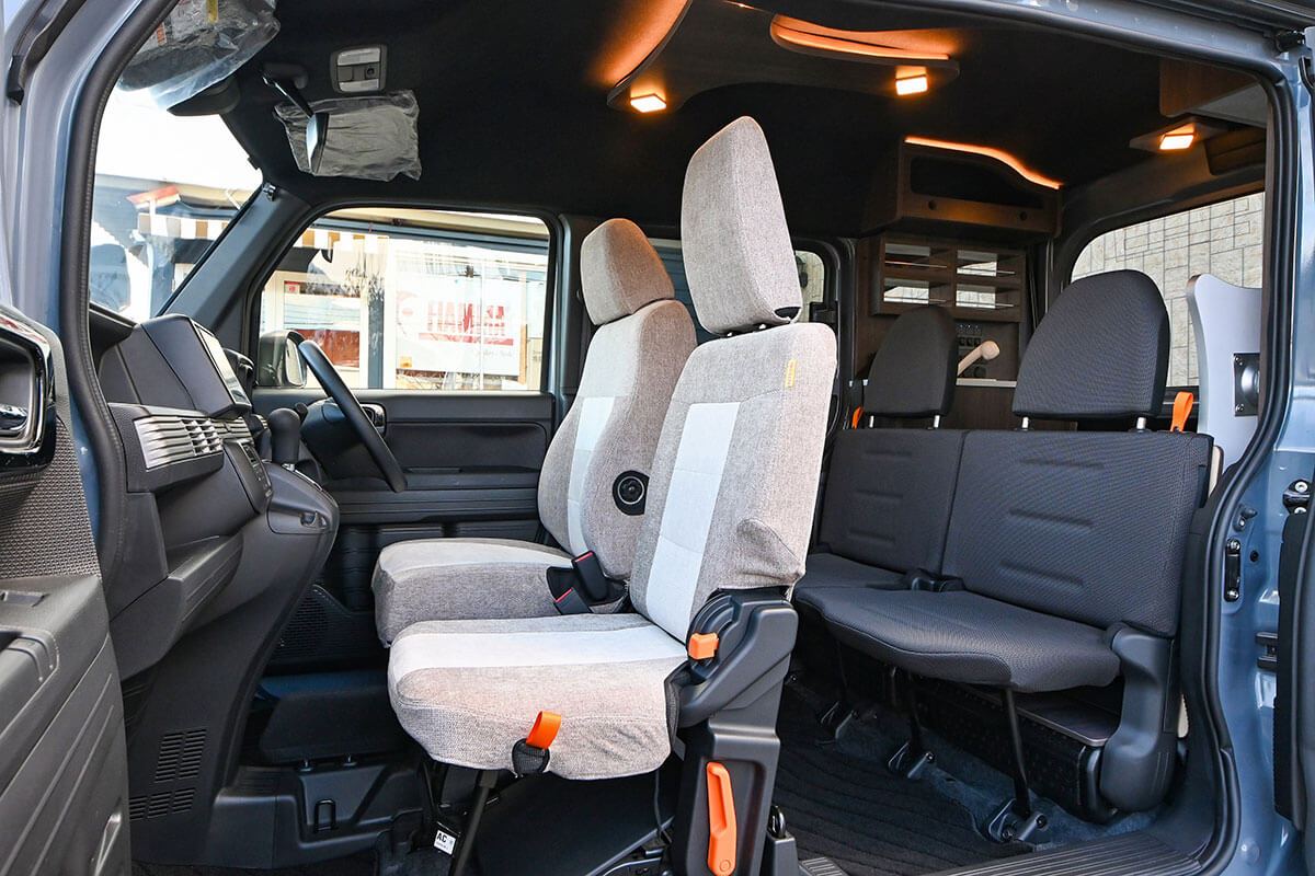 ピッコロスマイルのシートレイアウト