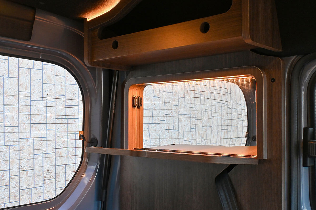 ピッコロスマイルの鏡