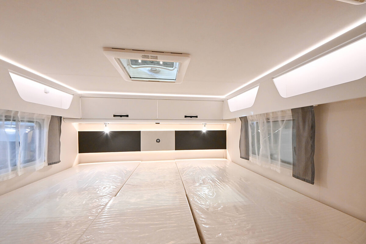 サンライトの「T68 アドベンチャーエディション」のベッド